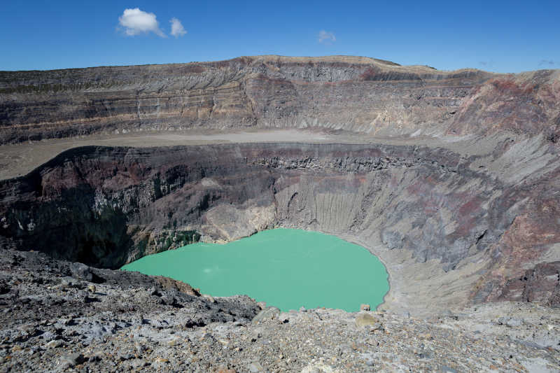 圣安娜火山湖