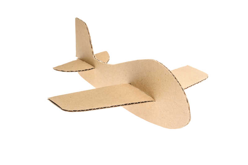 白色背景下的概念纸飞机
