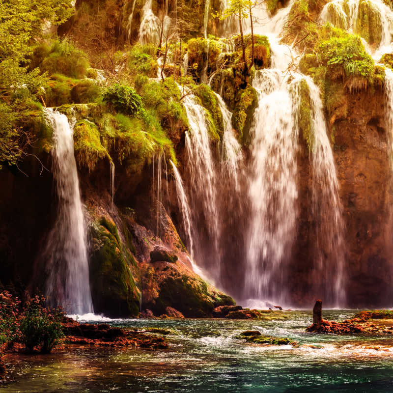 克罗地亚美丽的瀑布景观