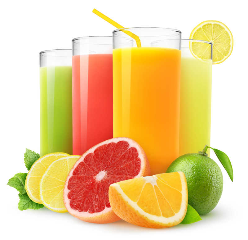 四杯用柠檬血橙和橙子榨成的果汁
