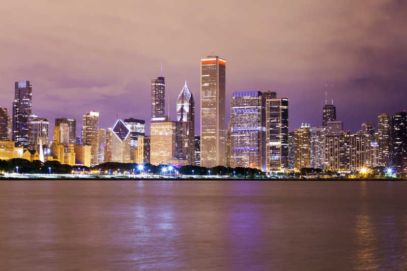 芝加哥市区美丽的夜景