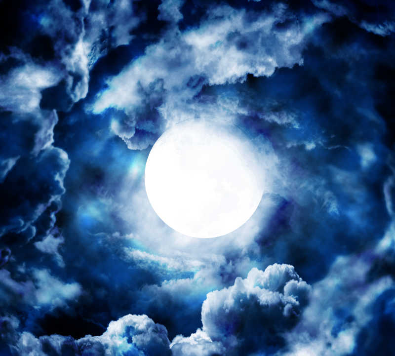 蓝色的天空月亮