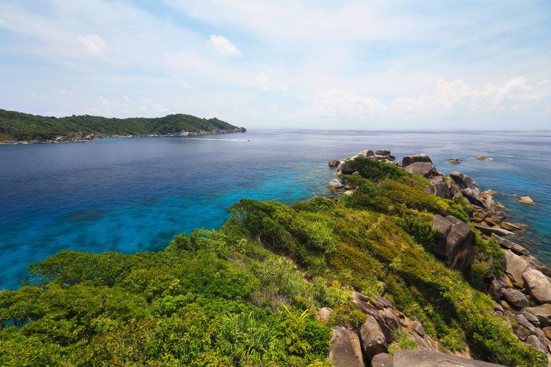 美丽的泰国米兰岛的自然风景