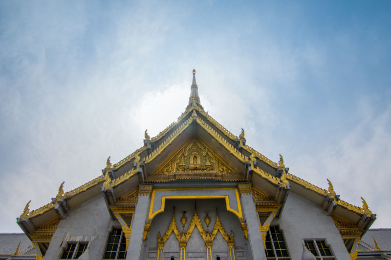 复古的泰国寺庙建筑