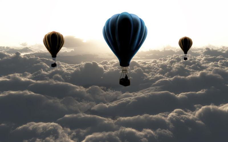 三云的天空中的热气球