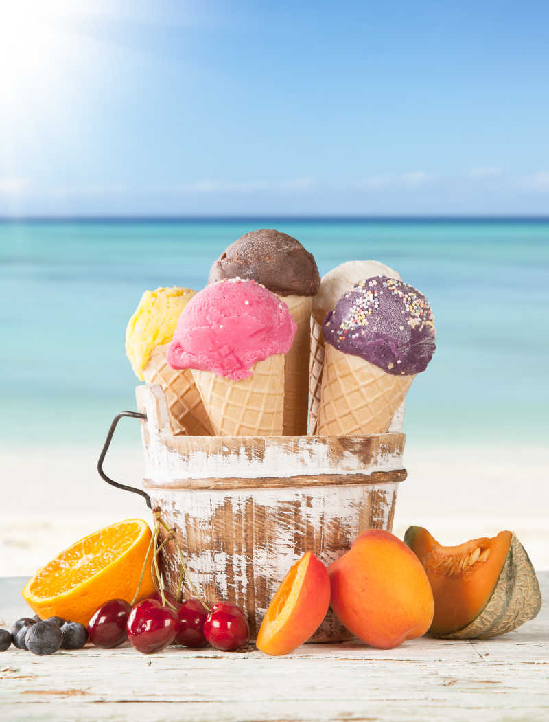 冰淇淋水果自然背景