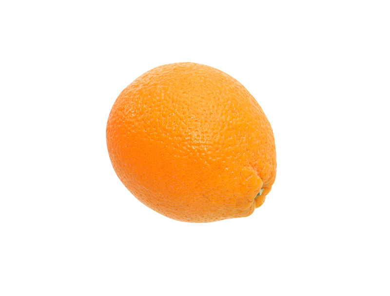 白色背景上的橙子